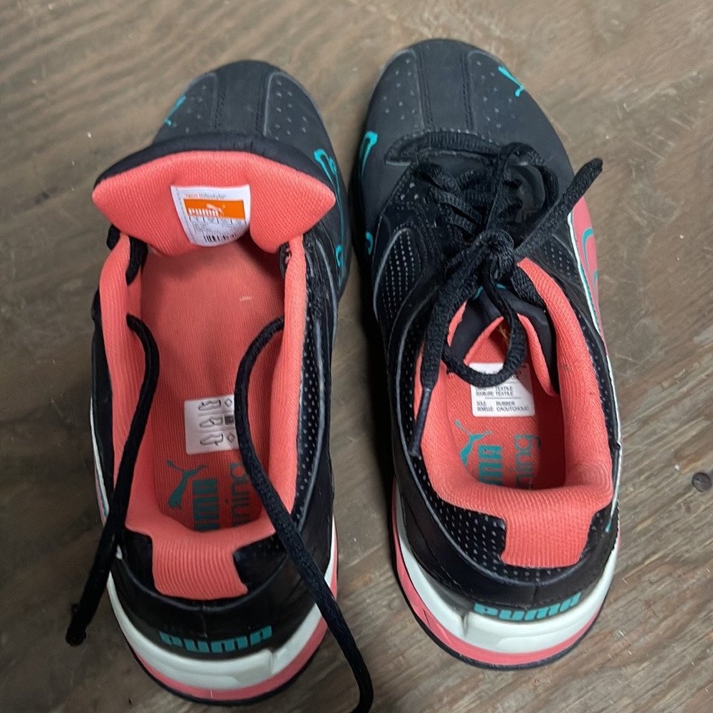 Puma sneakers - Picture 3 of 5